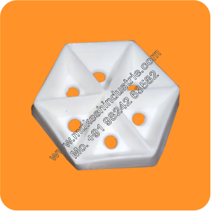 TRIANGLE DINGO MULTI CUTTING DIE